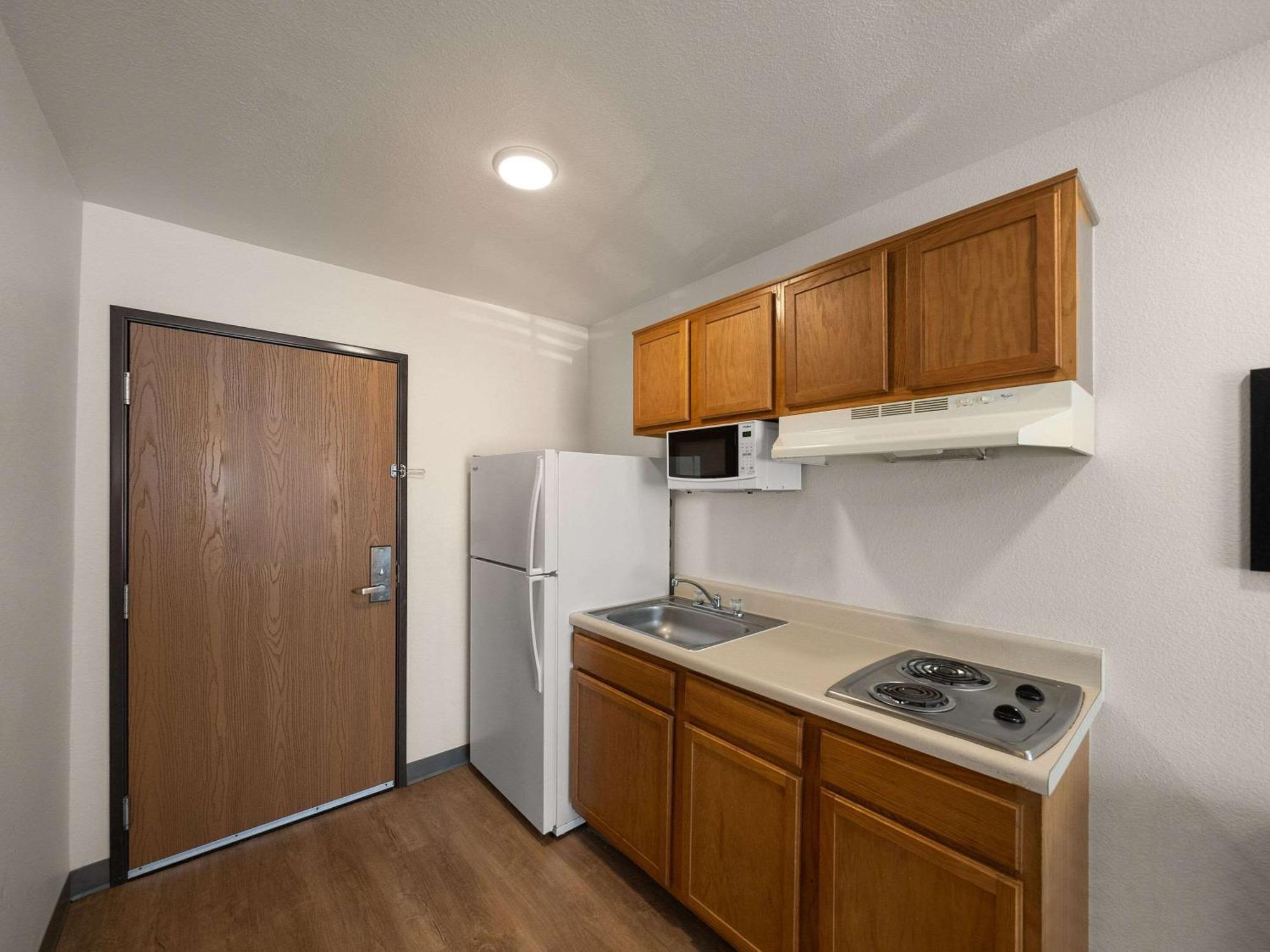 Woodspring Suites Dallas רוקוול מראה חיצוני תמונה
