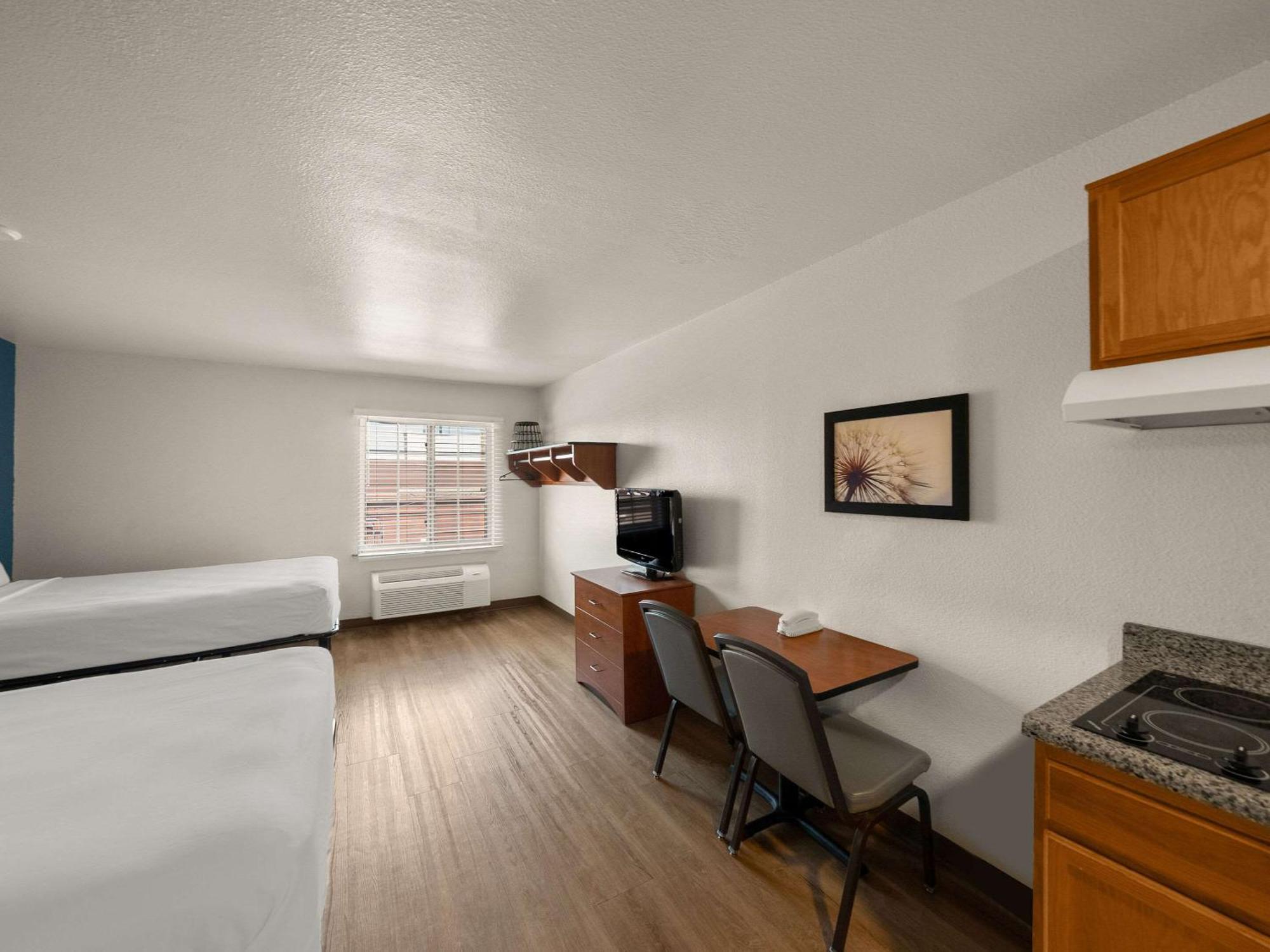 Woodspring Suites Dallas רוקוול מראה חיצוני תמונה