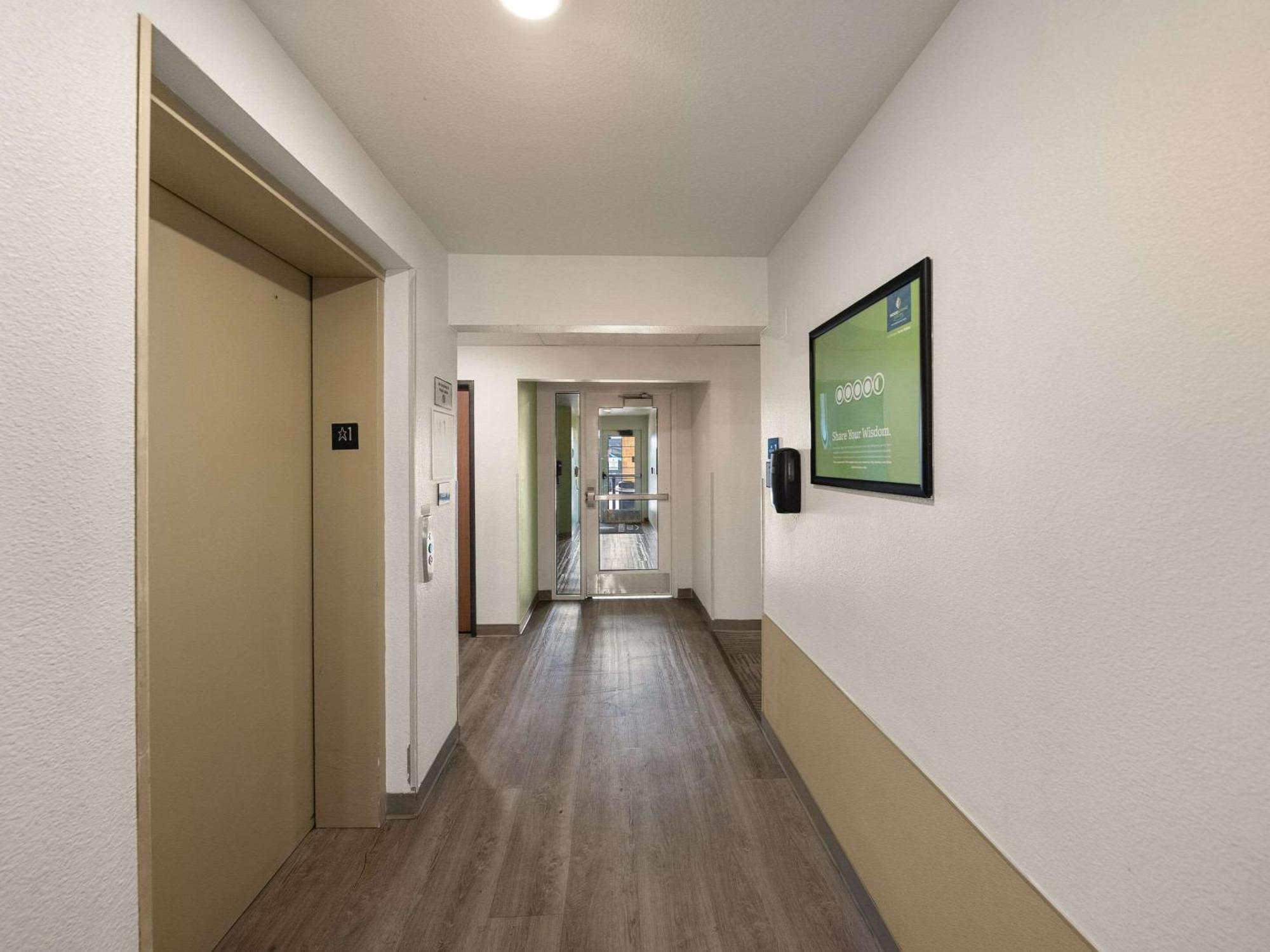 Woodspring Suites Dallas רוקוול מראה חיצוני תמונה